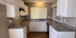 1 Greenway Ct Gallery 7