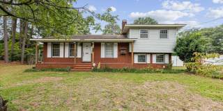 3 Bedroom/2 bath home Gallery 1