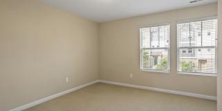 210 Adobe Place Gallery 34