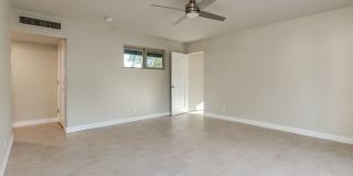 4 Bedroom, 3 Baths, includes 2 Master Suites Just 1-Mile from ASU Gallery 8