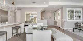 710 E Avenue Gallery 10