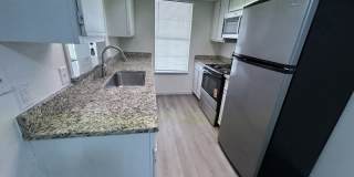 329 Berry Street - 204 Gallery 3