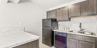 Harbour Pointe Apartments Gallery 3