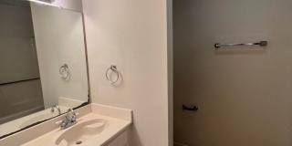 Spacious 1 Bedroom Gallery 7