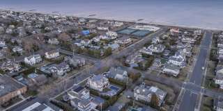 205 Morris Avenue Gallery 58