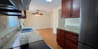 8112 PARKDALE Court Gallery 9