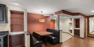 43054 Oxford Court Gallery 7