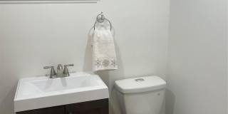 16 Houghton Boulevard Gallery 6