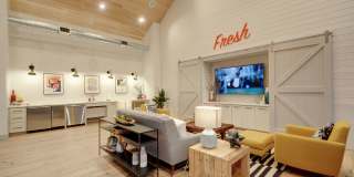 Farmhouse Gallery 37
