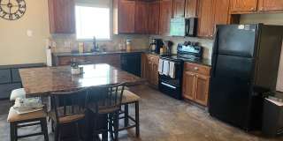 323 French Ave – Fully Furnished 5 Bed / 4 Bath Near Baylor Gallery 25