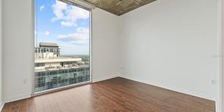 155 S COURT Avenue Gallery 13