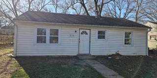 3 bed 1 bath house Gallery 1