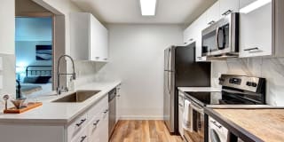 Woodlake Apartments Gallery 35