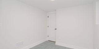 5509 N Central Avenue Gallery 18