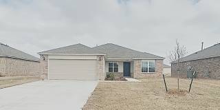 3 Bedroom 2 Bath Home in Mustang Schools Gallery 1