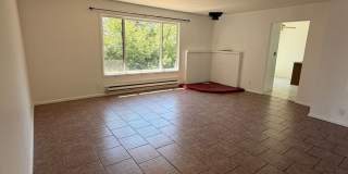 Two Bedroom, One Bathroom Home - Located near Sky Lakes and Oregon Tech! Gallery 1