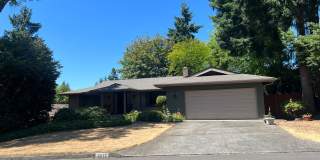 6bd/3ba Bellevue Home Gallery 1