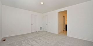 Contemporary Townhome in North CO Springs Gallery 20