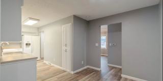 1412 Johnson Street Gallery 8