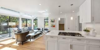4BR/2.5BA Stunning Spacious Tiburon Home! Pool! Pet Friendly!  PROGRESSIVE Gallery 9