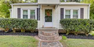 2BD/ 1BA Blair Street Gallery 1