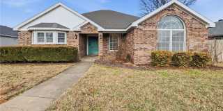 3204  S Peach Blossom Gallery 1