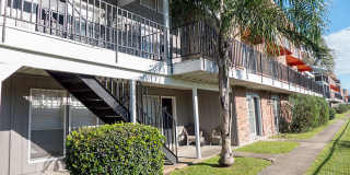 Willow Gardens Apartments Gallery 2