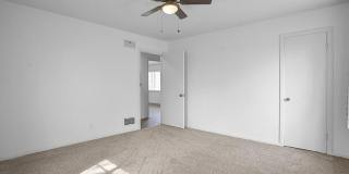 4309 31st Street Gallery 18