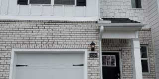 2064 Crossing Road Gallery 1