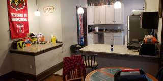 Newly Renovated Temple Student Housing Gallery 16