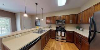 Brownstone on Old Sauk Gallery 15