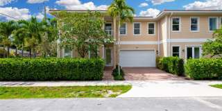 324 SW 14th Court Gallery 1