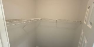 Beautiful End-unit townhome in university with Primary bedroom on 1st floor Gallery 15
