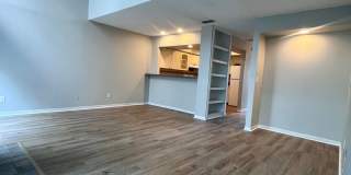 Beautifully Renovated 2 Bedroom, 2.5 Bathroom Townhome with Oversized Two-Car Garage in Tampa, FL Gallery 15