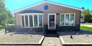 8150 N Thorsen Lane Gallery 1