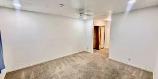 Charming 3-BR Home in Snow Park Gallery 18