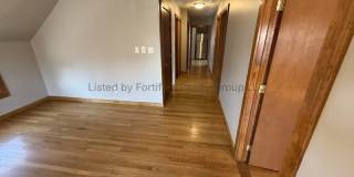 132 Hall St Gallery 3