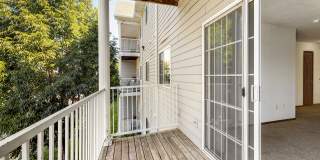Platinum Valley Apartments Gallery 62