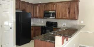 College Station - 3 Bedroom / 3 Bath- 2 story Condo off University Dr. E. Gallery 7