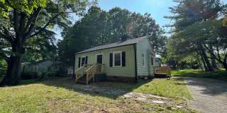 2bed/1bath w/ detached garage! Gallery 22