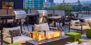 Jules on 3rd Gallery 12