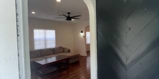 2 minutes away from Rhodes College! Beautifully Renovated! Pets are owner's approval, fees do apply. Gallery 13