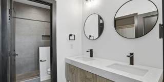 317 Porter St Gallery 24