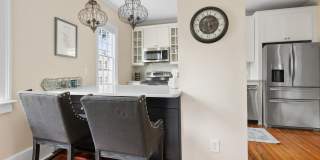 The Sweetgrass Suite- 251 Ashley Avenue, Unit C Gallery 11