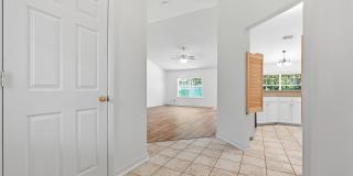 Charming Navarre Home with Large Lot & Holley by the Sea Amenities! Gallery 5