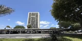 2000 Presidential Way Gallery 47