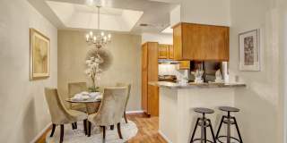 Atrium Court Apartment Homes Gallery 5
