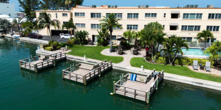 10265 Gulf Blvd Gallery 1