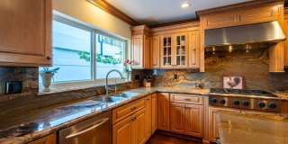 2317 NE 28th Court Gallery 18