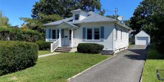 424 Sweezy Avenue Gallery 1